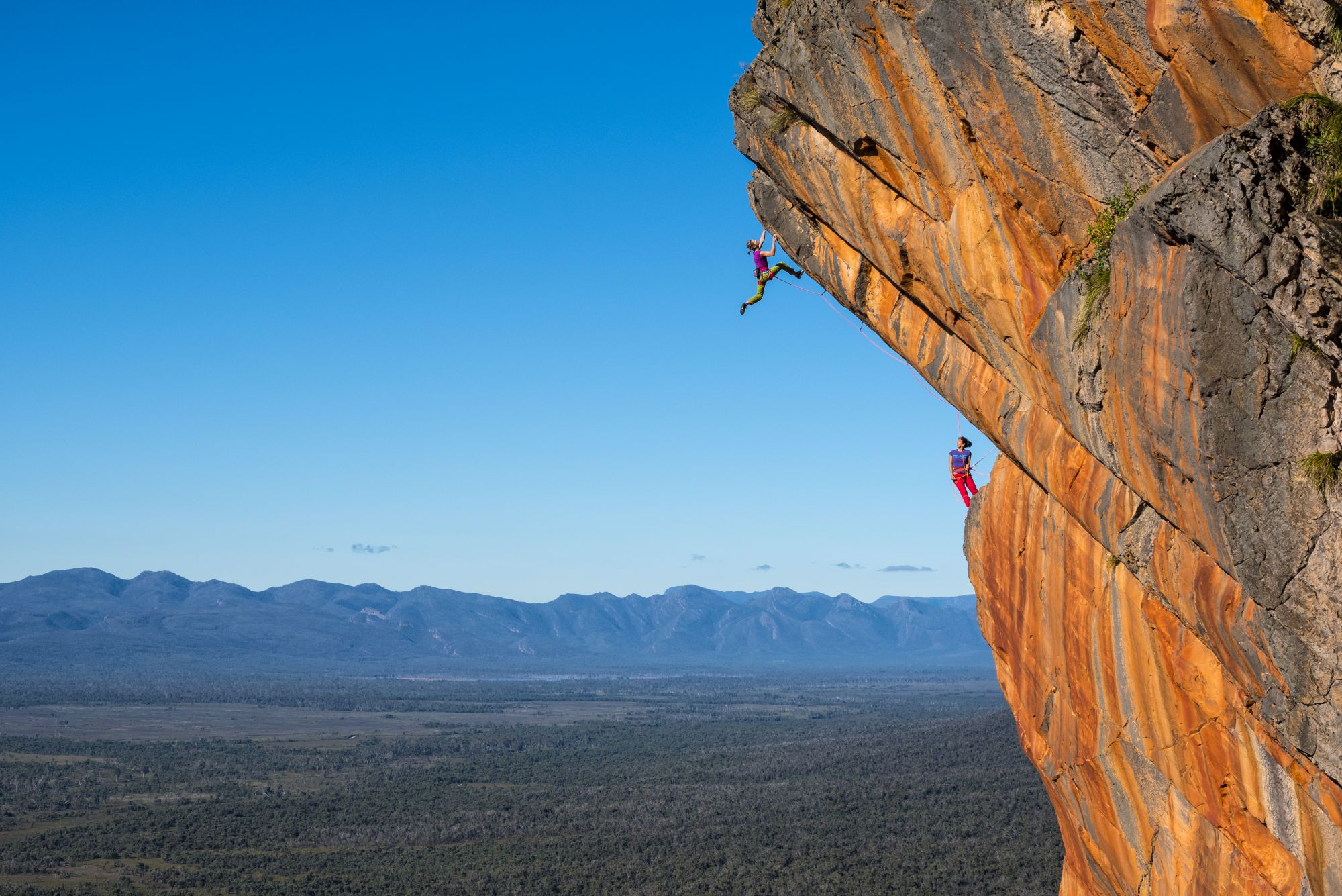 L’immagine simbolo del festival: Ashlee Hendy, Elizabeth Chong © Simon Carter
