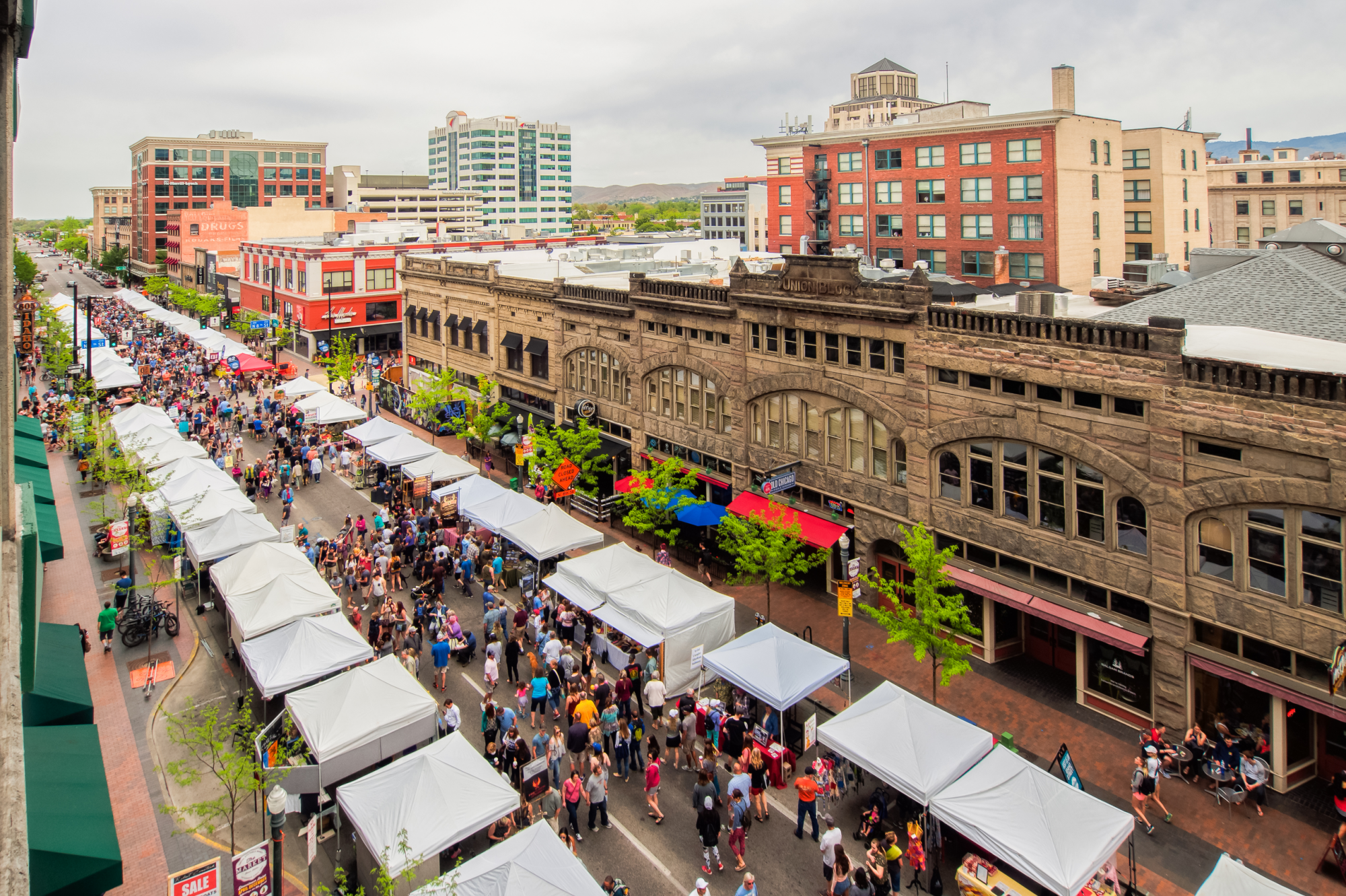 Il mercato dei contadini che si tiene il sabato è perfetto come punto di partenza per visitare il centro della città © Darwin Fan / Getty Images