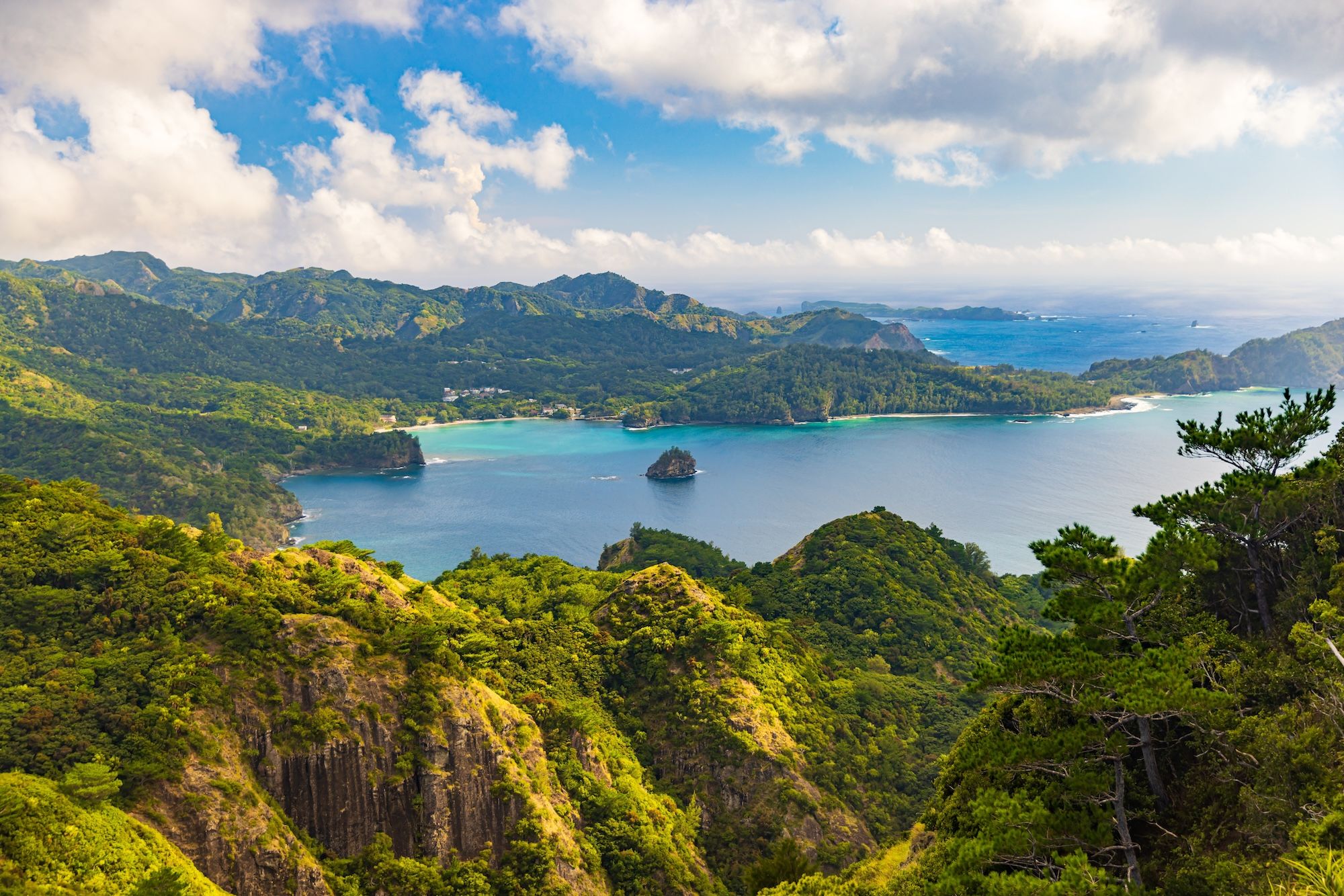 Il panorama delle Isole Ogasawara viste dal Monte Asahi © Spyan / Shutterstock