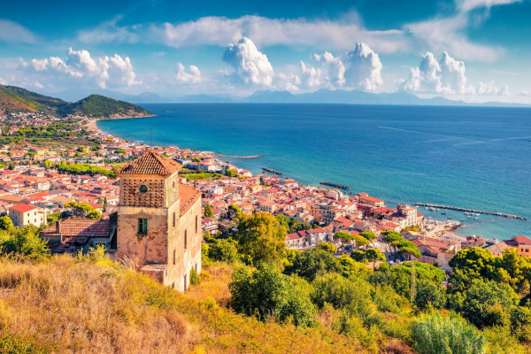 Santa Maria di Castellabate ©Andrew Mayovskyy /Shutterstock