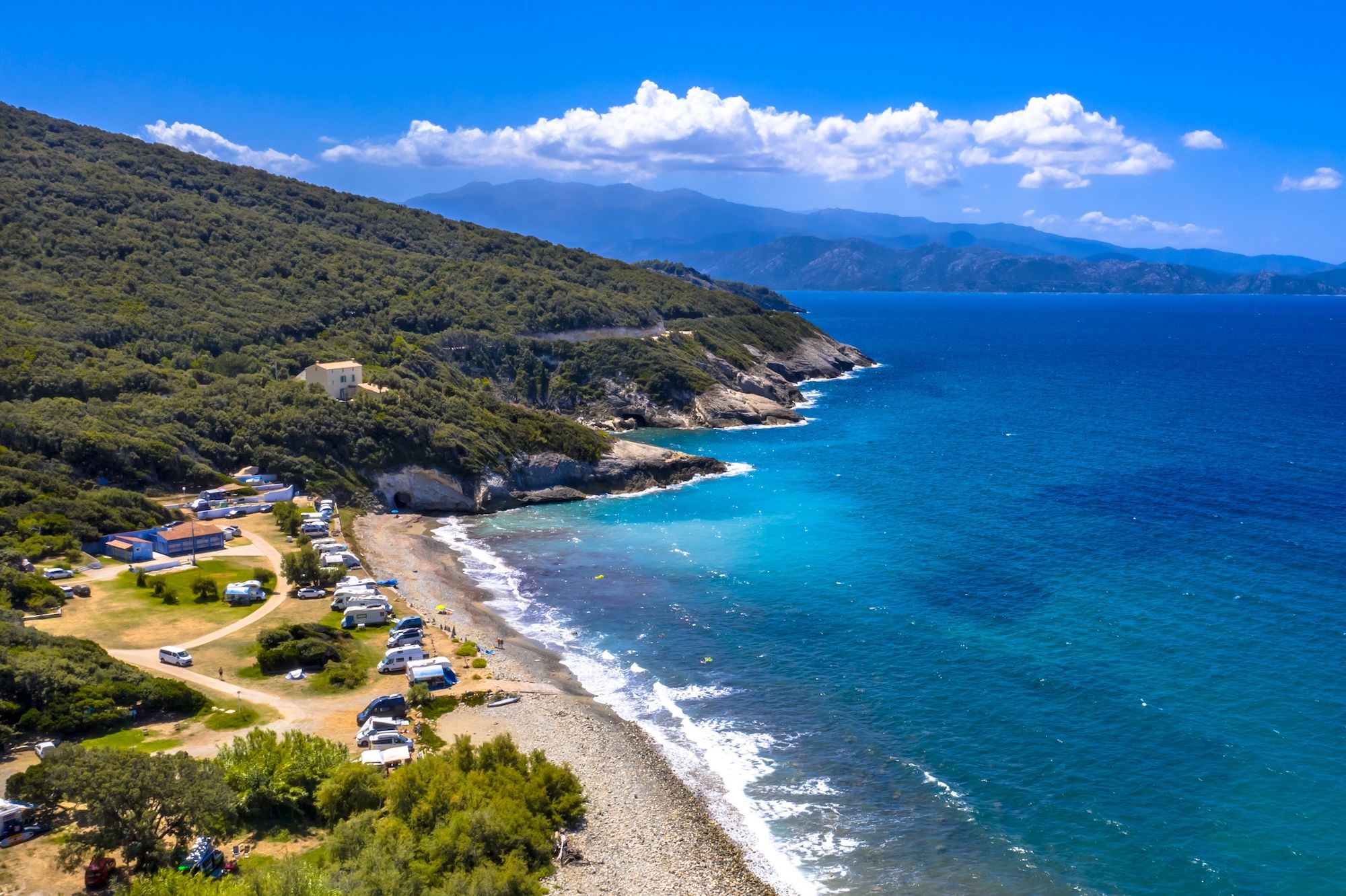 In campeggio a Cap Corse ©Rudmer Zwerver /Shutterstock