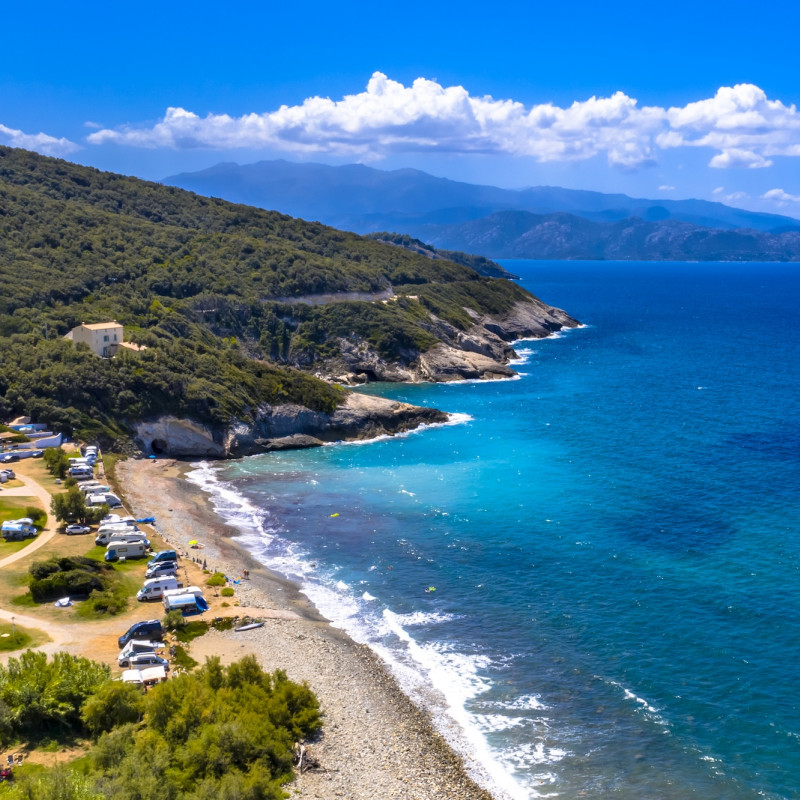 In campeggio a Cap Corse  ©Rudmer Zwerver /Shutterstock
