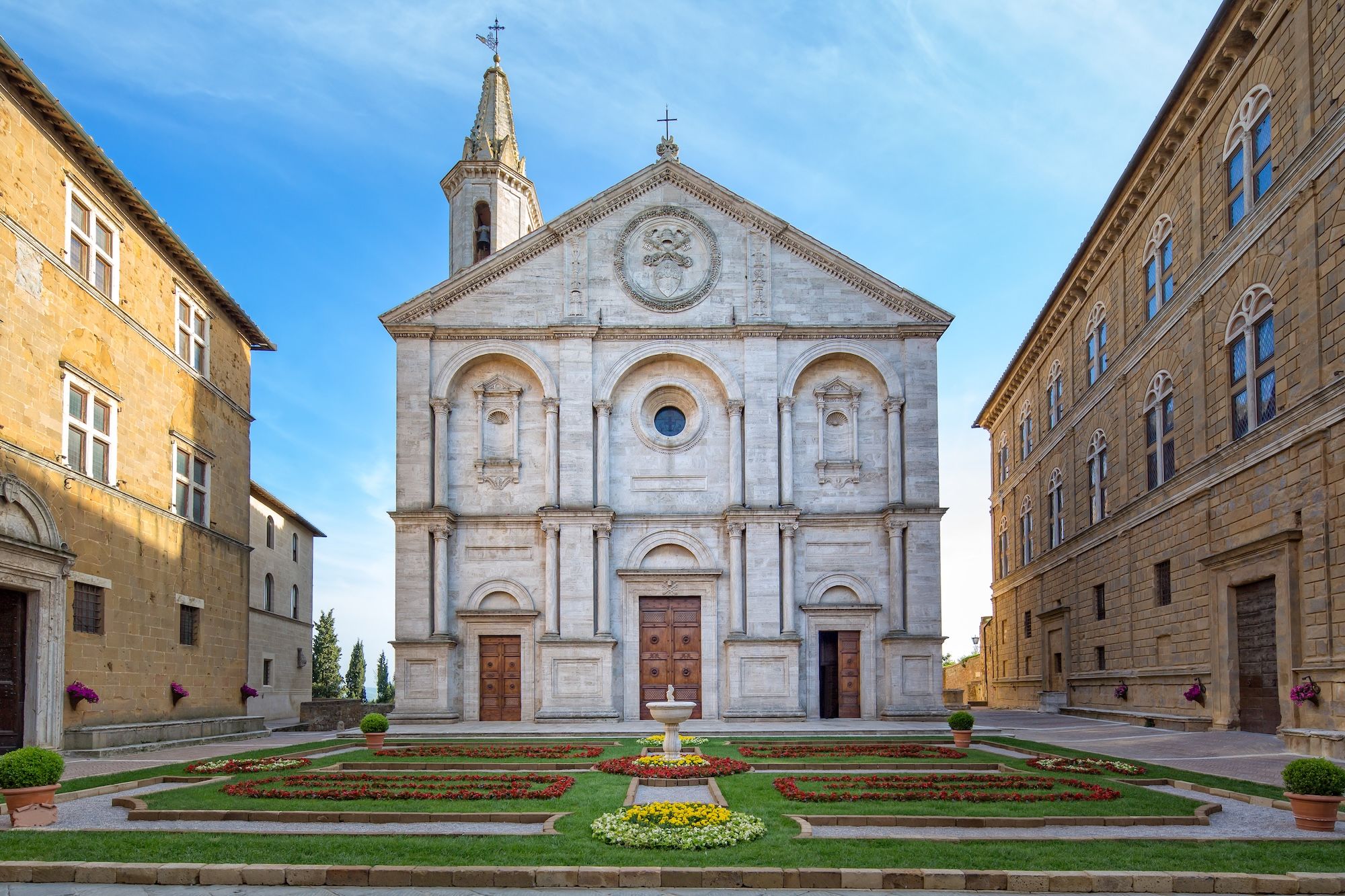 Il Duomo di Santa Maria Assunta in Piazza Pio II ©Krisztian Juhasz /Shutterstock