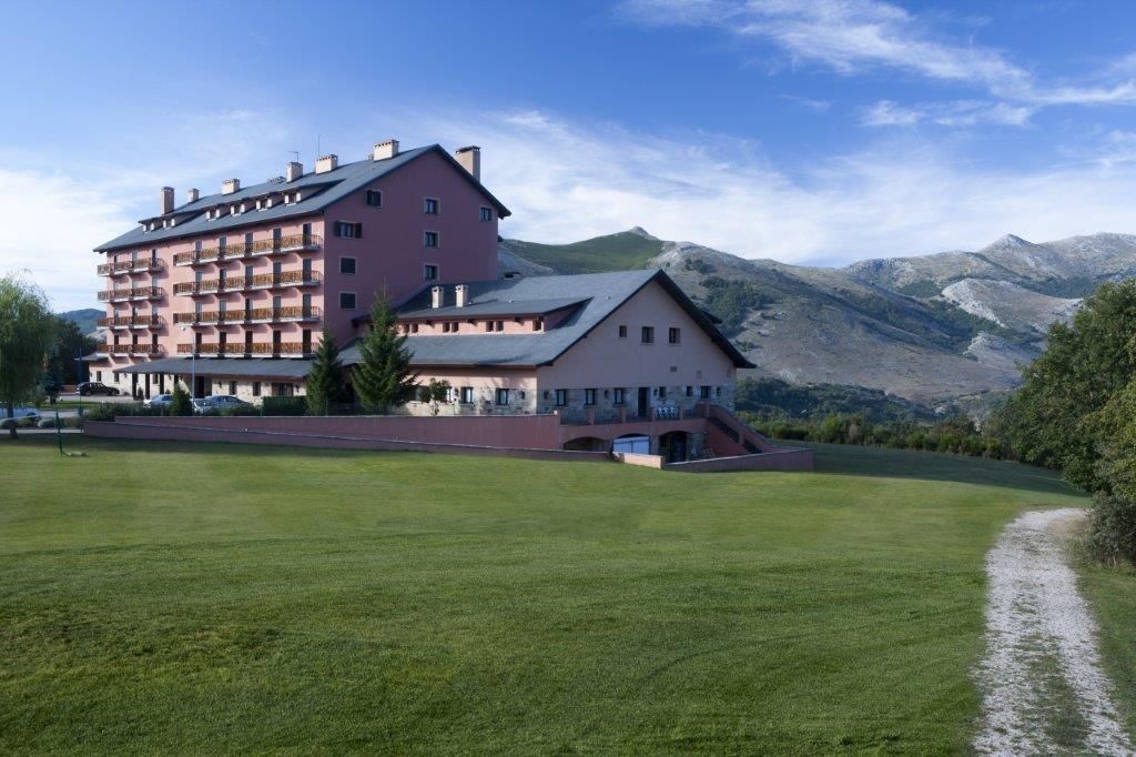 Parador de Cervera de Pisuerga ©Paradores