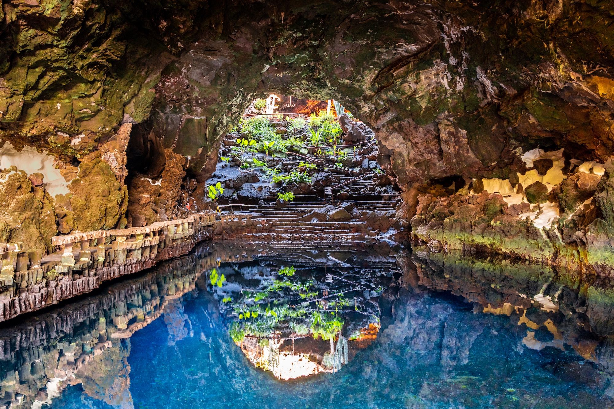 I Jameos del Agua ©Balate.Dorin / Shutterstock