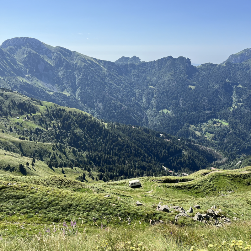 Una delle vedute della Valle Trompia  ©Giulia Grimaldi/Lonely Planet