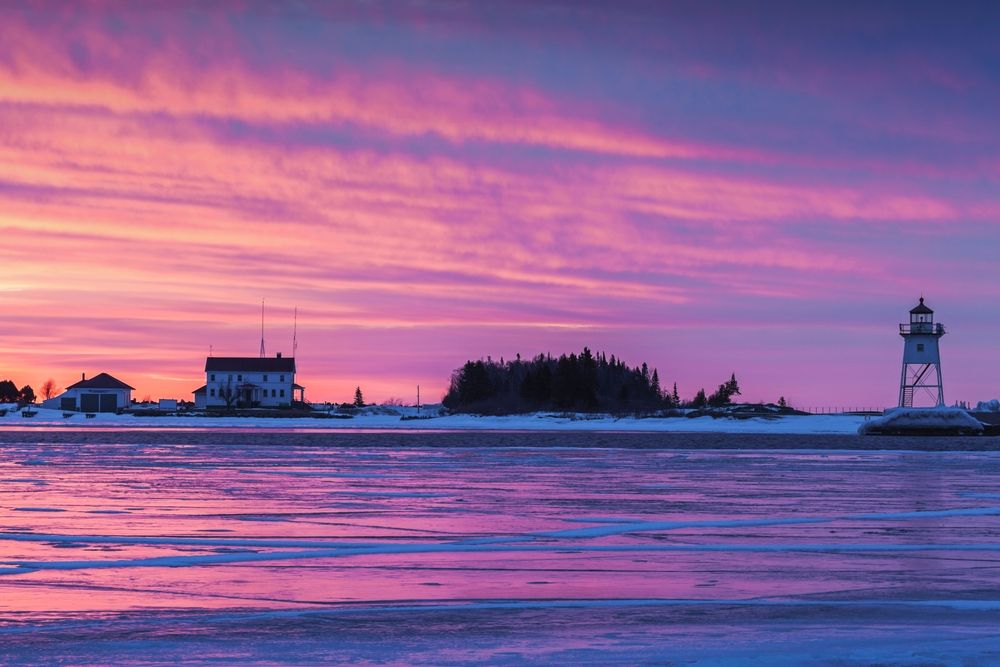 Grand Marais Lighthouse, Minnesota. Credits Henryk Sadura / Shutterstock