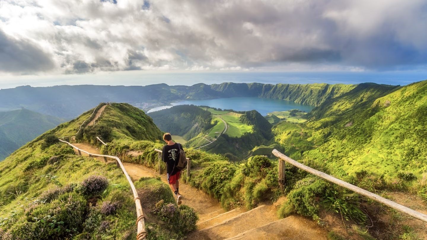 Continuate a leggere per ottenere il massimo dalla vostra prima visita alle Azzorre, le splendide “Hawaii d’Europa” © EyesTravelling / Shutterstock