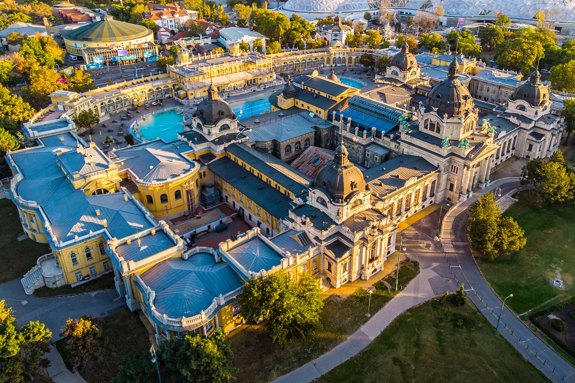 Budapest, Bagno Termale Széchenyi © Visit Hungary