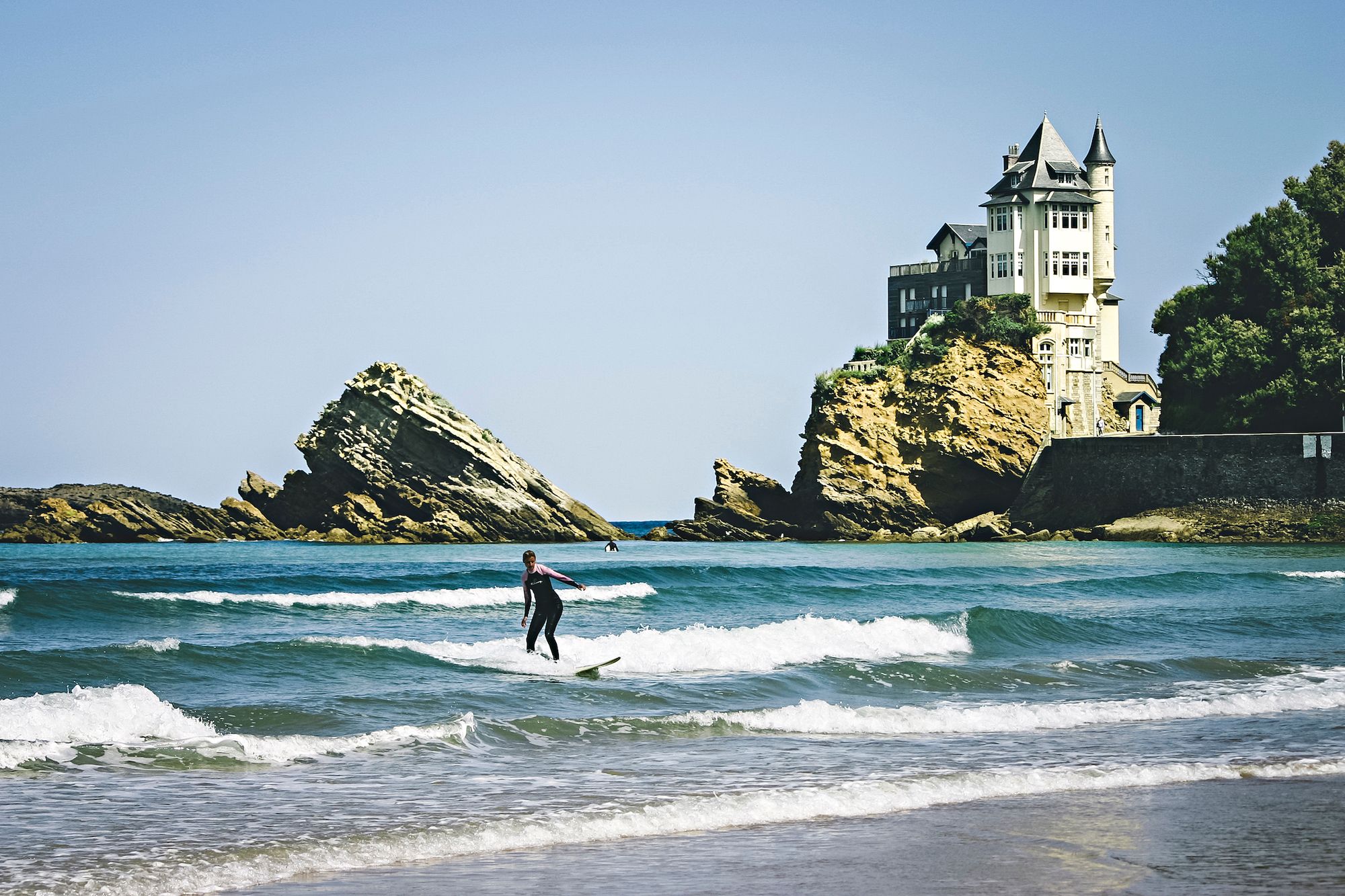 Surf a Biarritz Gregory Guivarch/shutterstock©