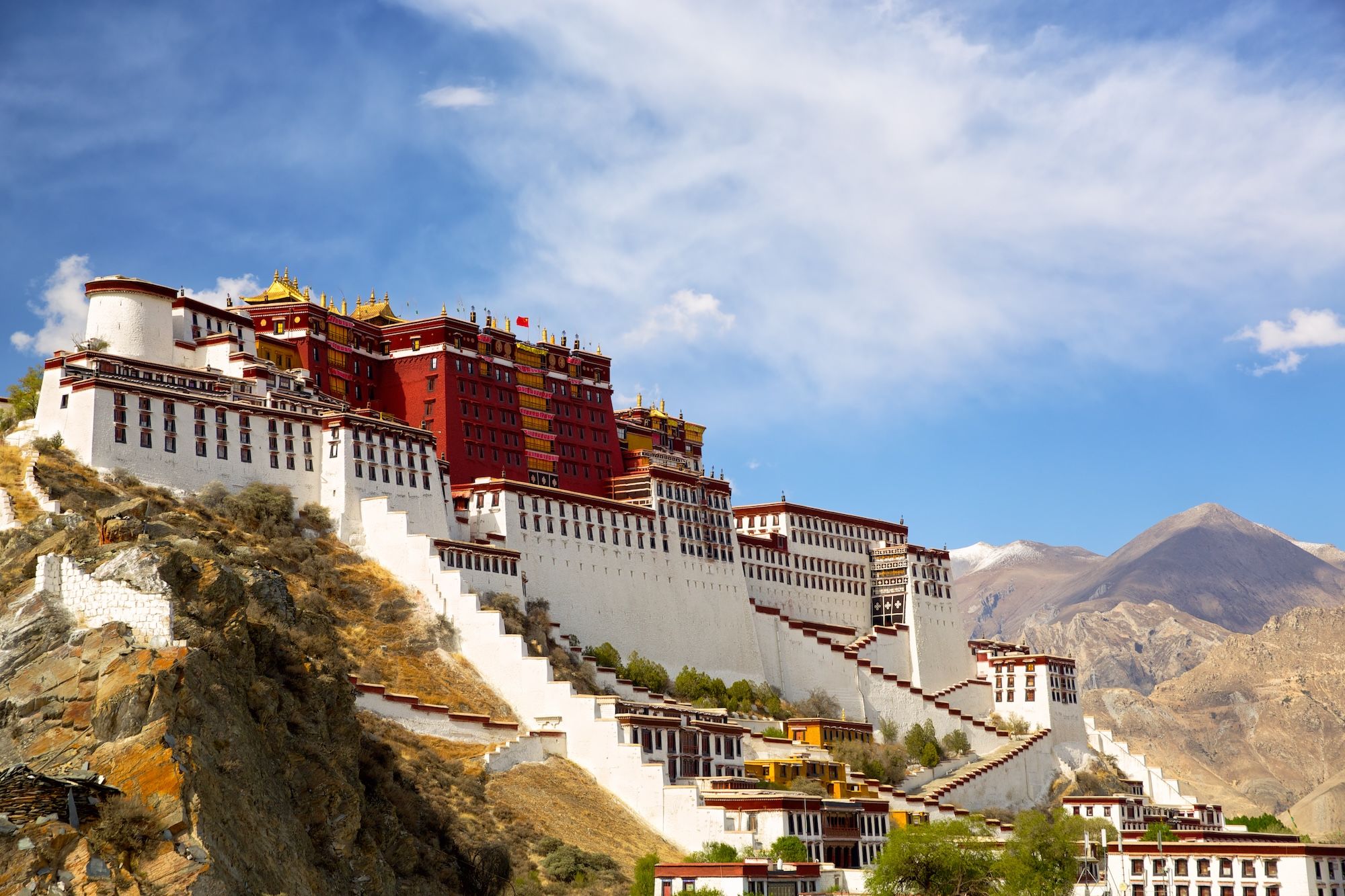Il Potala, già dimora del Dalai Lama ©dibrova / Shutterstock