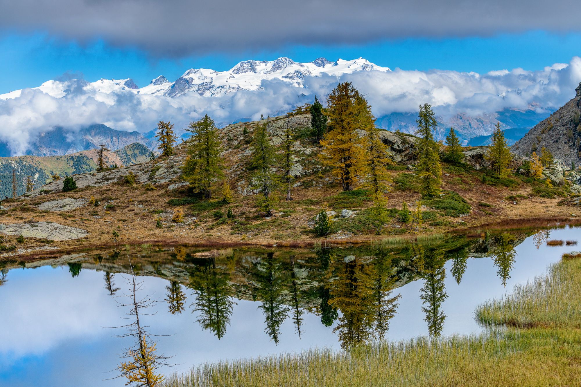 Valle d'Aosta: Lago Vallette e Monte Rosa Parco Mont Avic. Credits Davide Camisasca