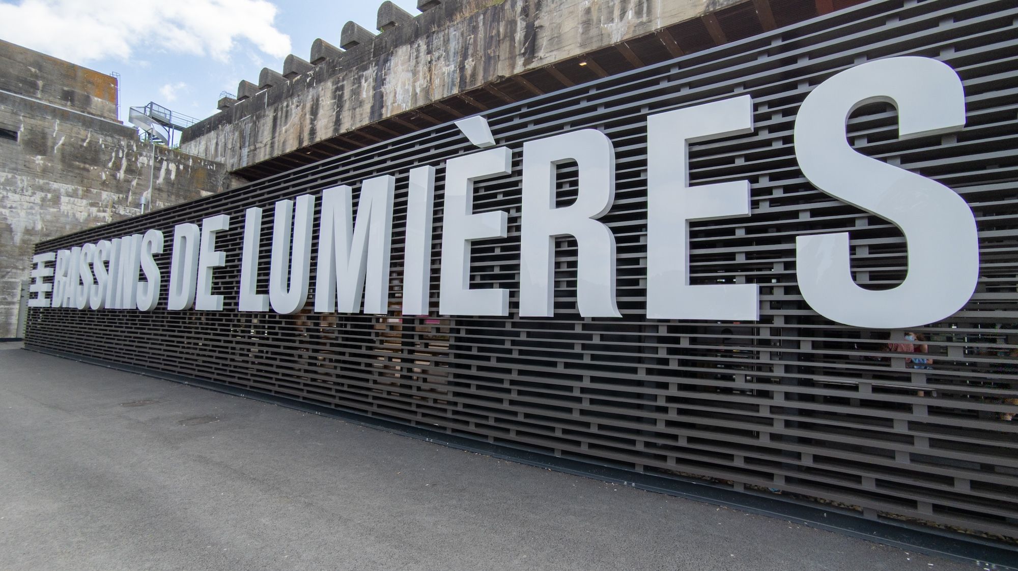 Scoprite il lato contemporaneo della città al Bassins des Lumières © sylv1rob1 / Shutterstock