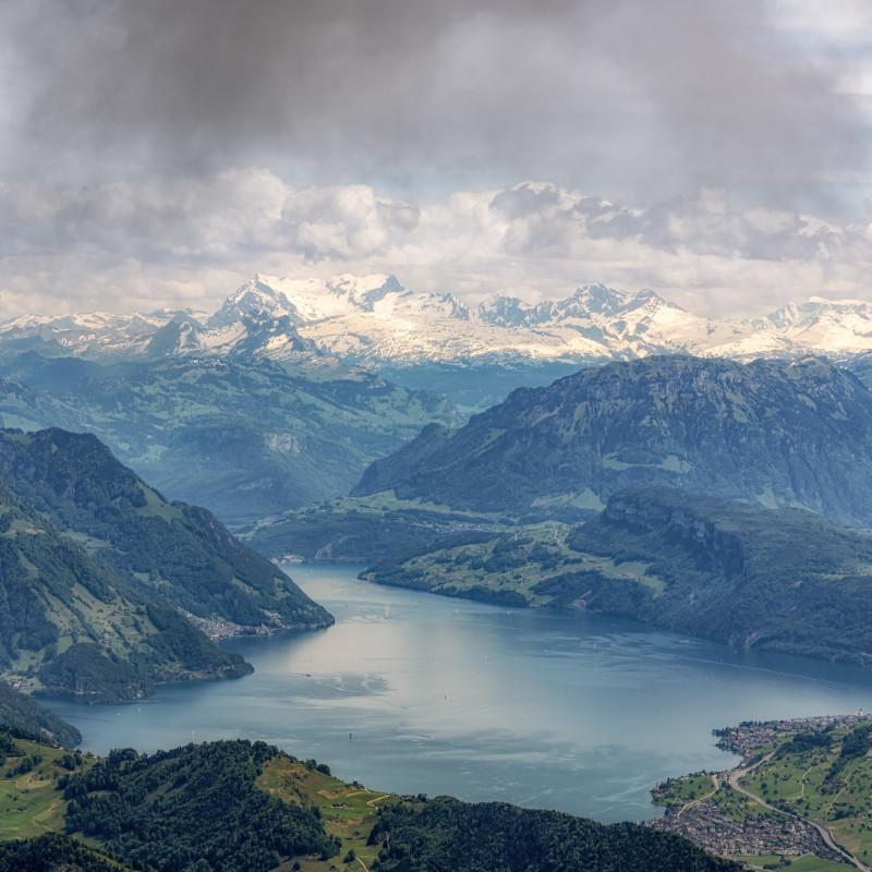 Il lago di Lucerna dal monte Pilatus  © aaron choi /Shutterstock