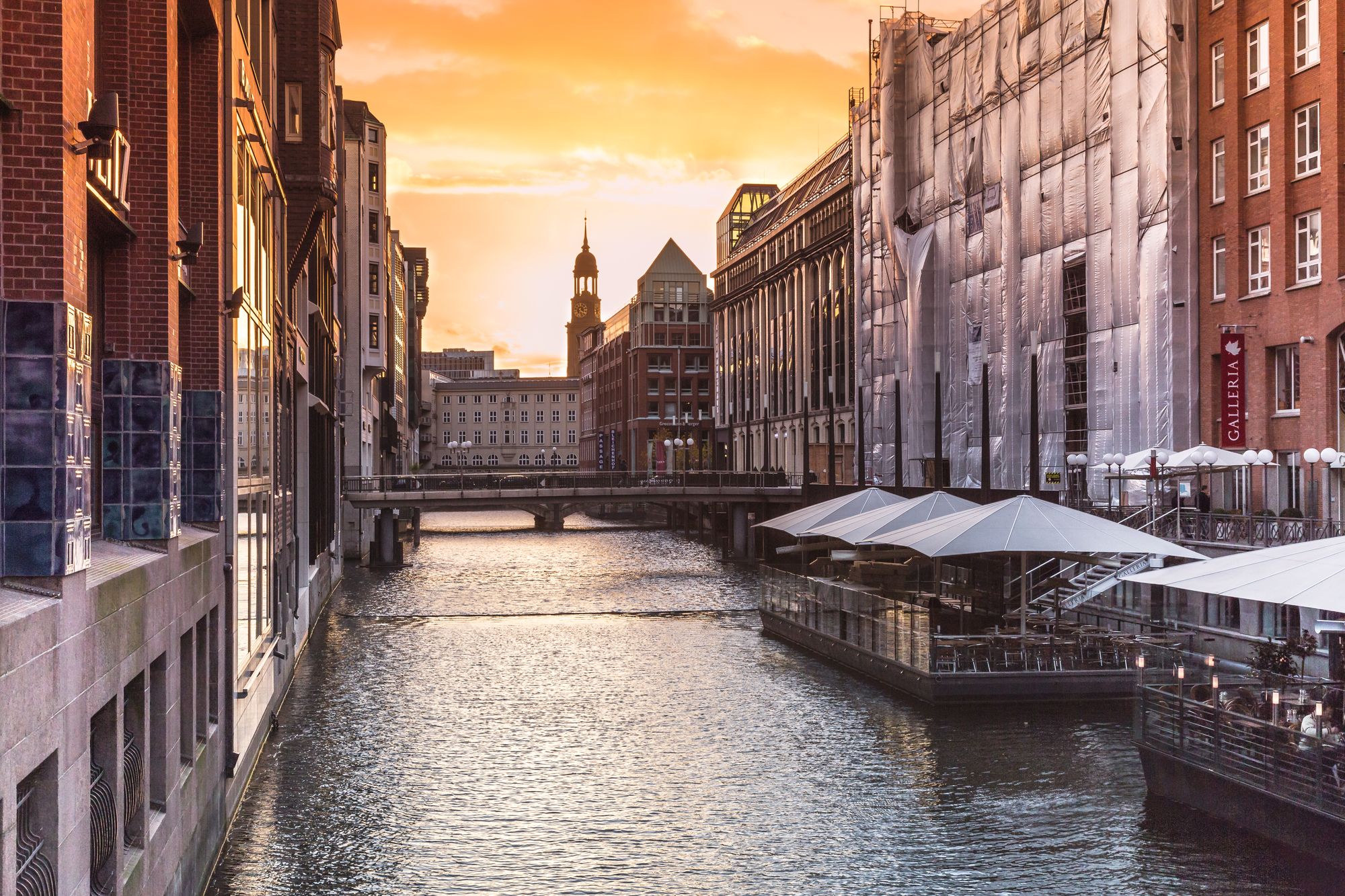 Amburgo è una città moderna ma con uno spirito portuale antico ©Manuel Bischof/Getty Images