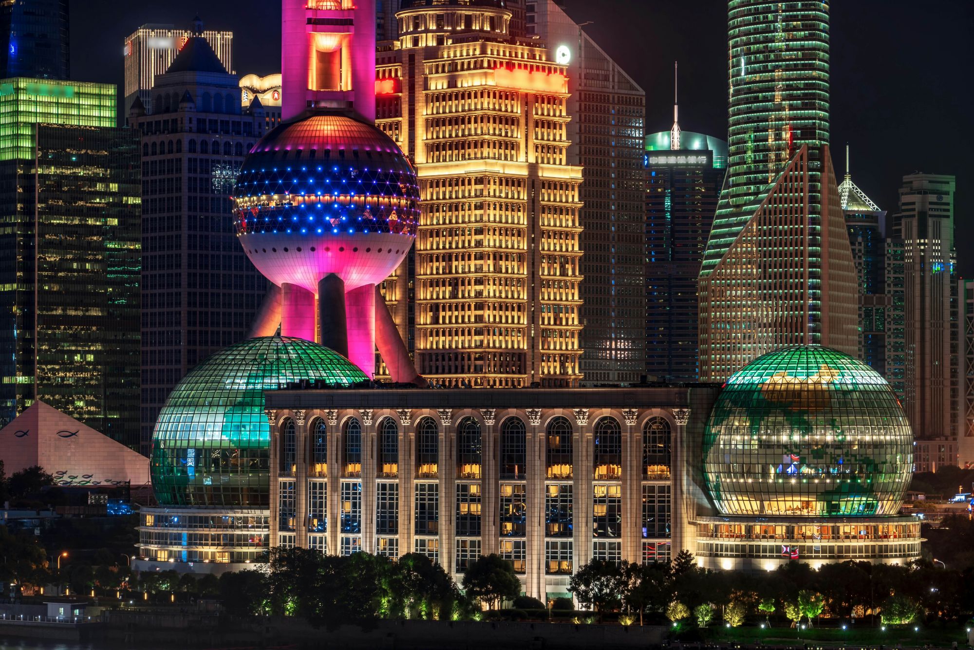 A Shanghai si specchiano passato e futuro della Cina. © Guowei Ying/Getty Images