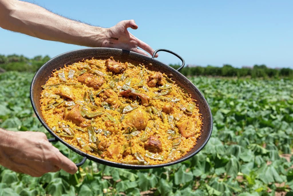 Paella valenciana: dall’orto e dal mare alla tavola. © Visit València