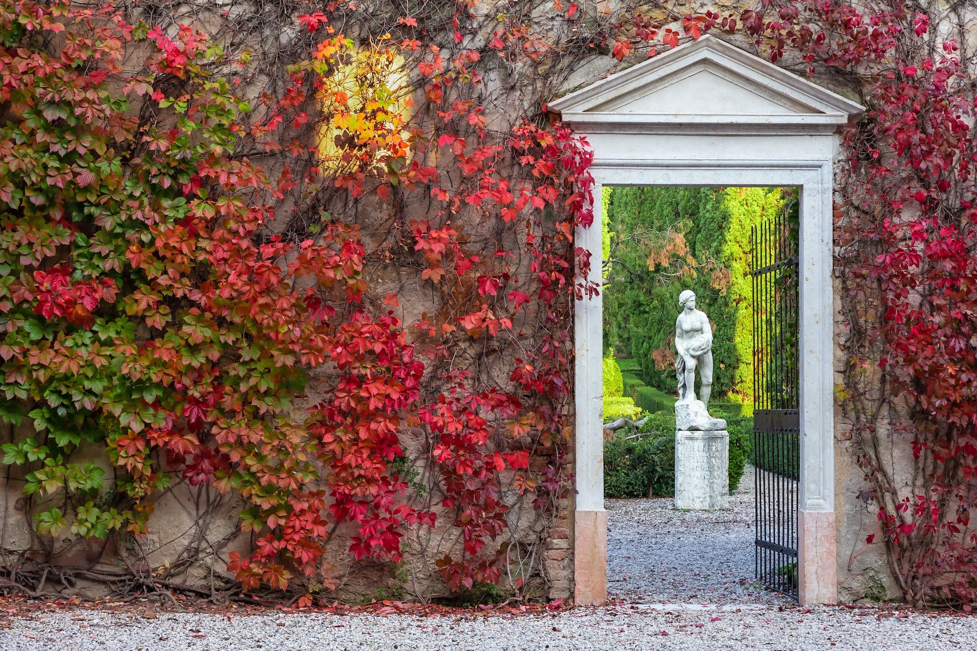 L’ingresso del Giardino dei Giusti ©kuvona / Shutterstock