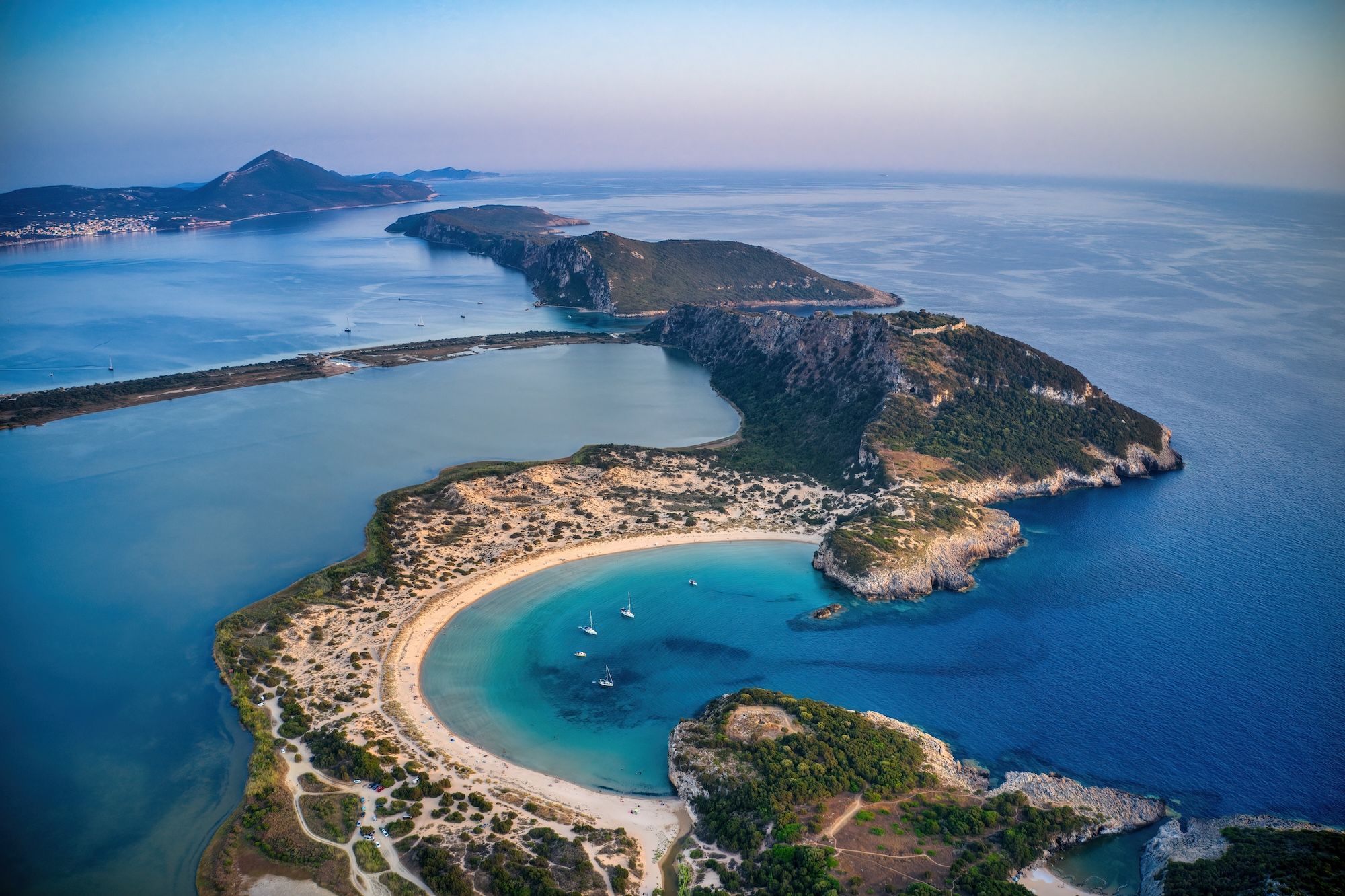 La spiaggia di Voidokilia ©Ververidis Vasilis/Shutterstock