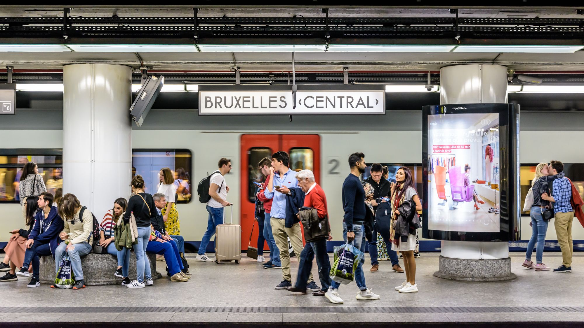 A partire dal 5 febbraio del 2025, un nuovo treno notturno collegherà Bruxelles con Venezia ©Shutterstock / olrat