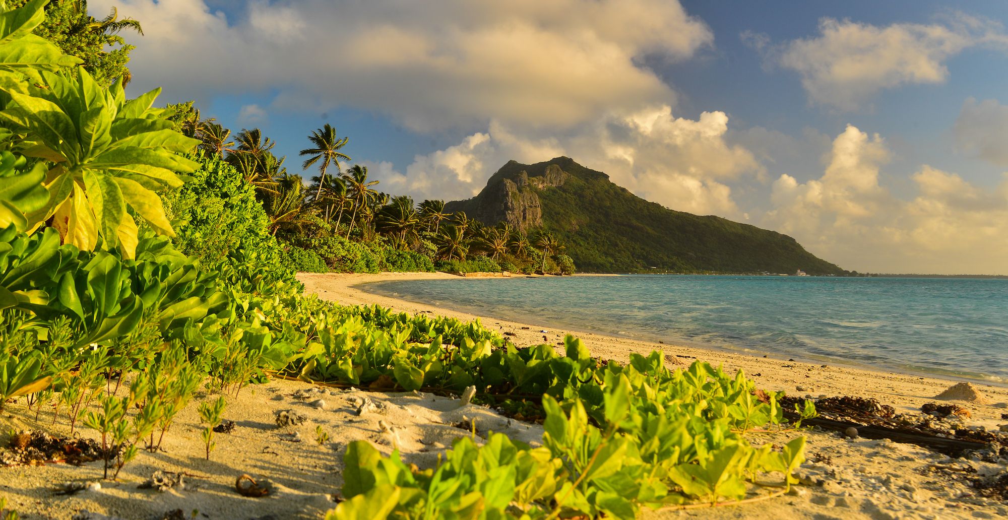La luce del tramonto a Maupiti ©Stanislav Fosenbauer /Shutterstock