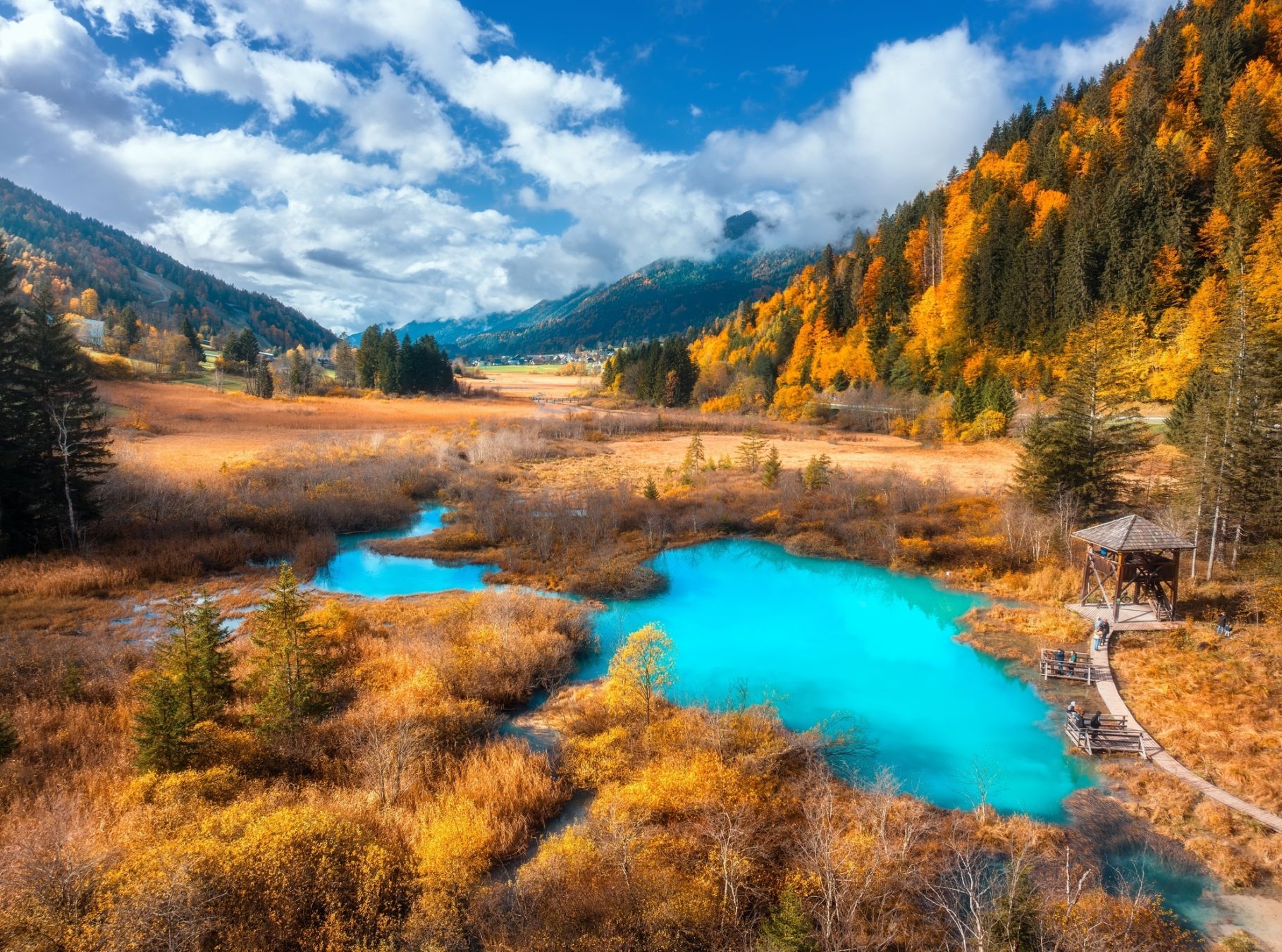 Lago Zelenci nel Parco Nazionale del Triglav in Slovenia ©Dorota MichalecDenis Belitsky / Shutterstock