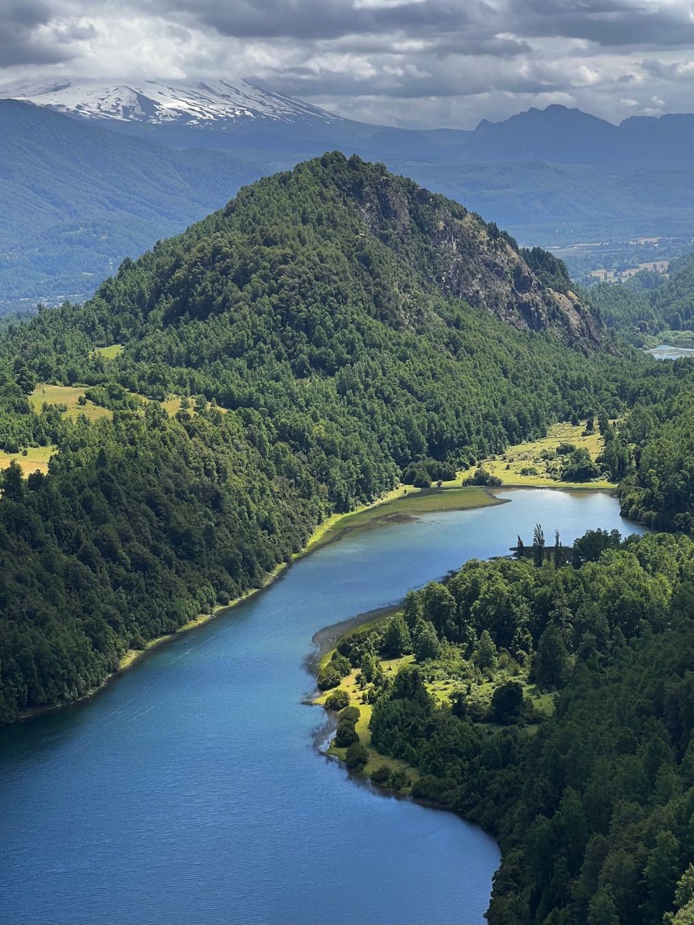 La regione dei laghi, in Cile ©Sofia Paz /Shutterstock