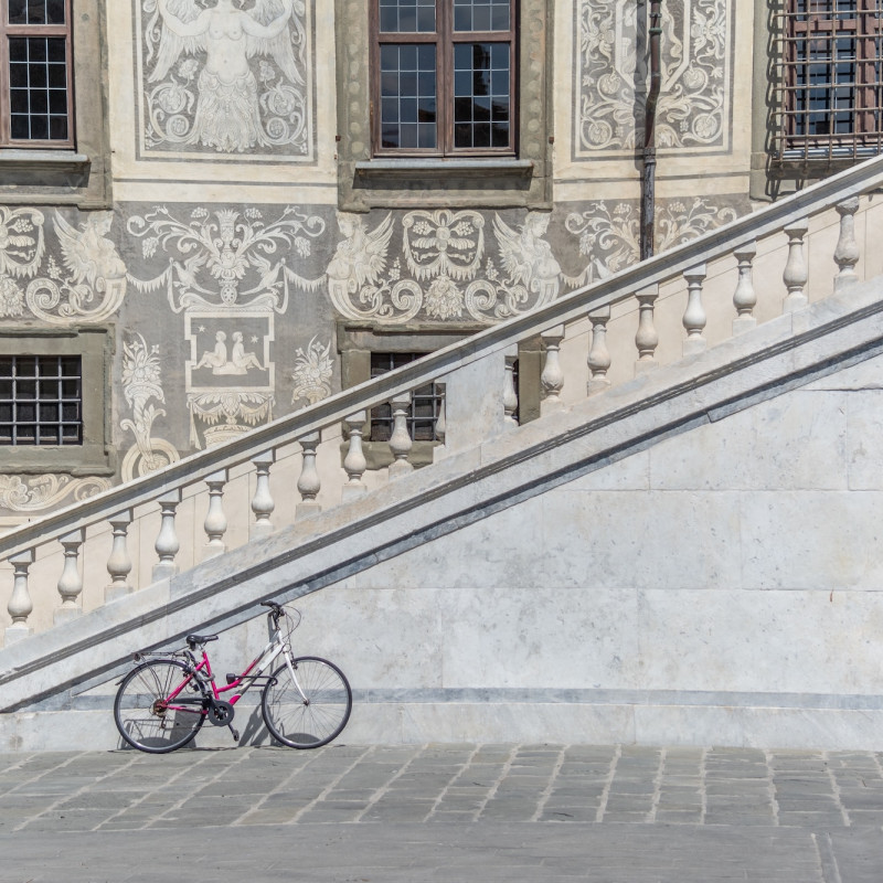 Si parte da Pisa per un itinerario in bicicletta tra l’arte toscana © Gabriele Maltinti  / Shutterstock