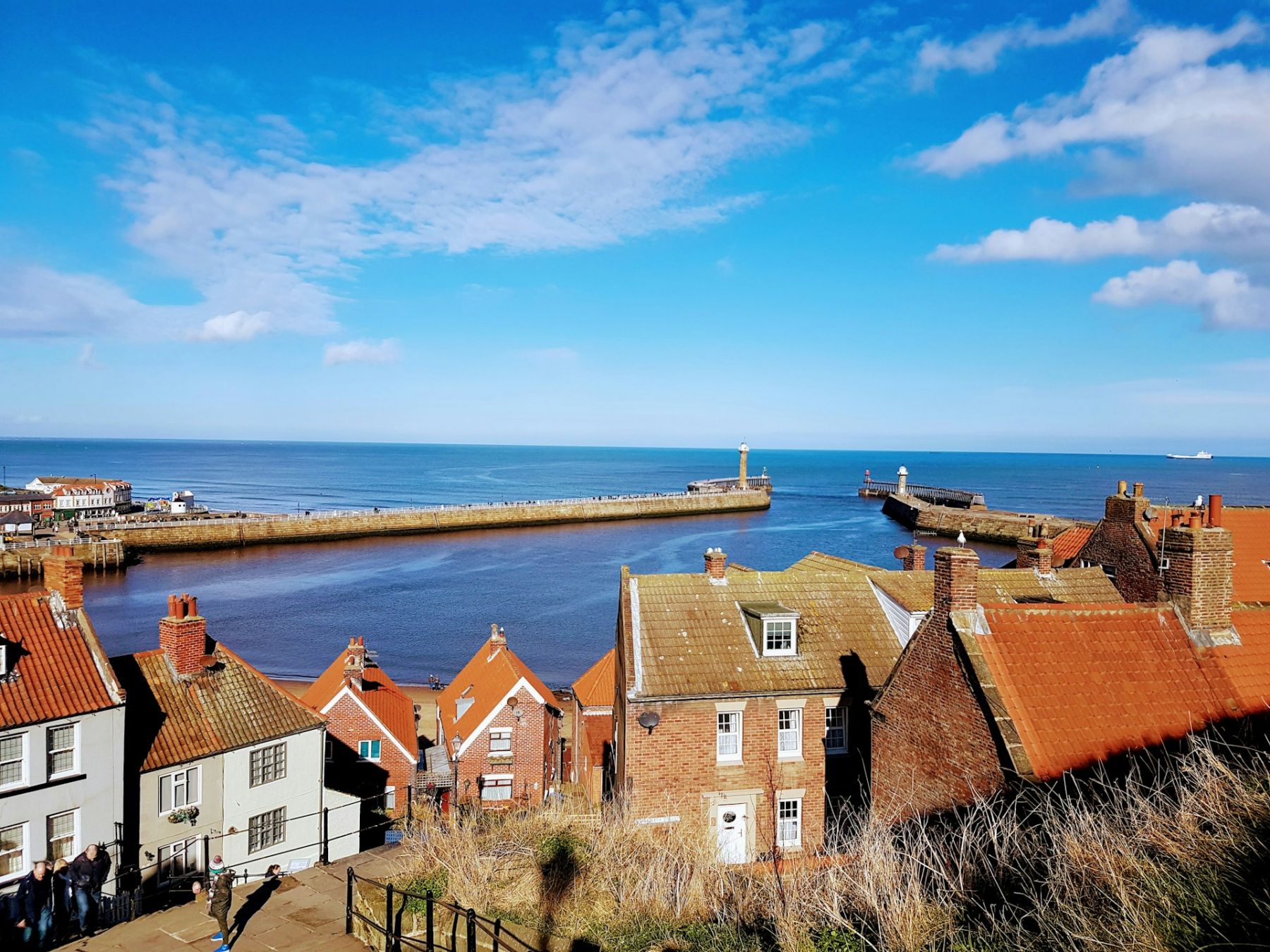 Whitby | Foto di Stephen Ingham su Unsplash