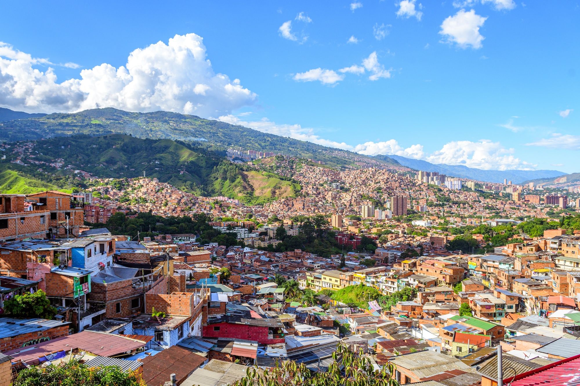 La colorata Comuna 13 di Medellìn ©Jon Chica/Shutterstock