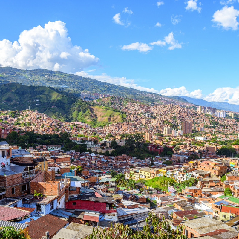 La colorata Comuna 13 di Medellìn  ©Jon Chica/Shutterstock