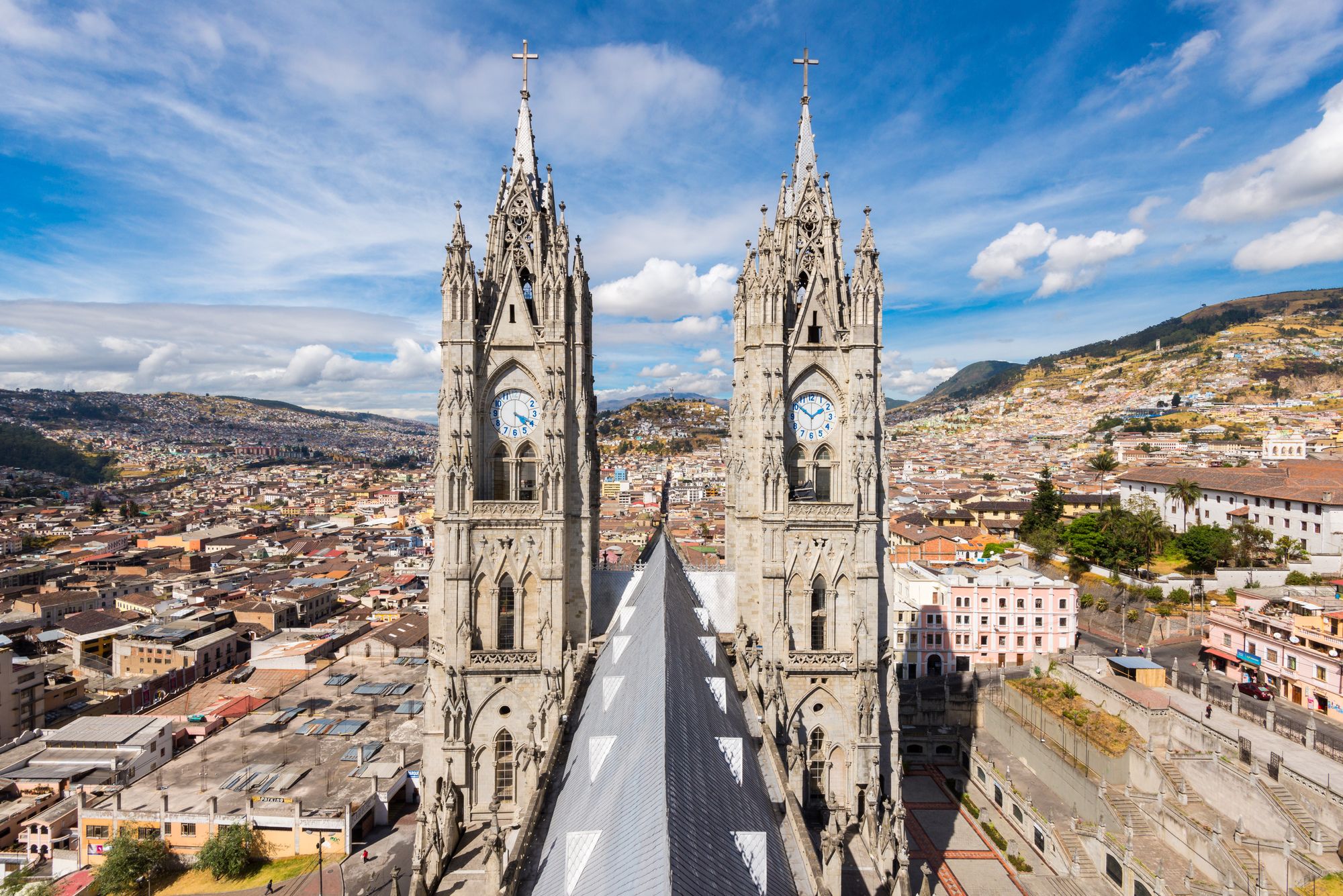 Le due guglie della Basílica del Voto Nacional a Quito, Ecuador ©Noradoa/Shutterstock