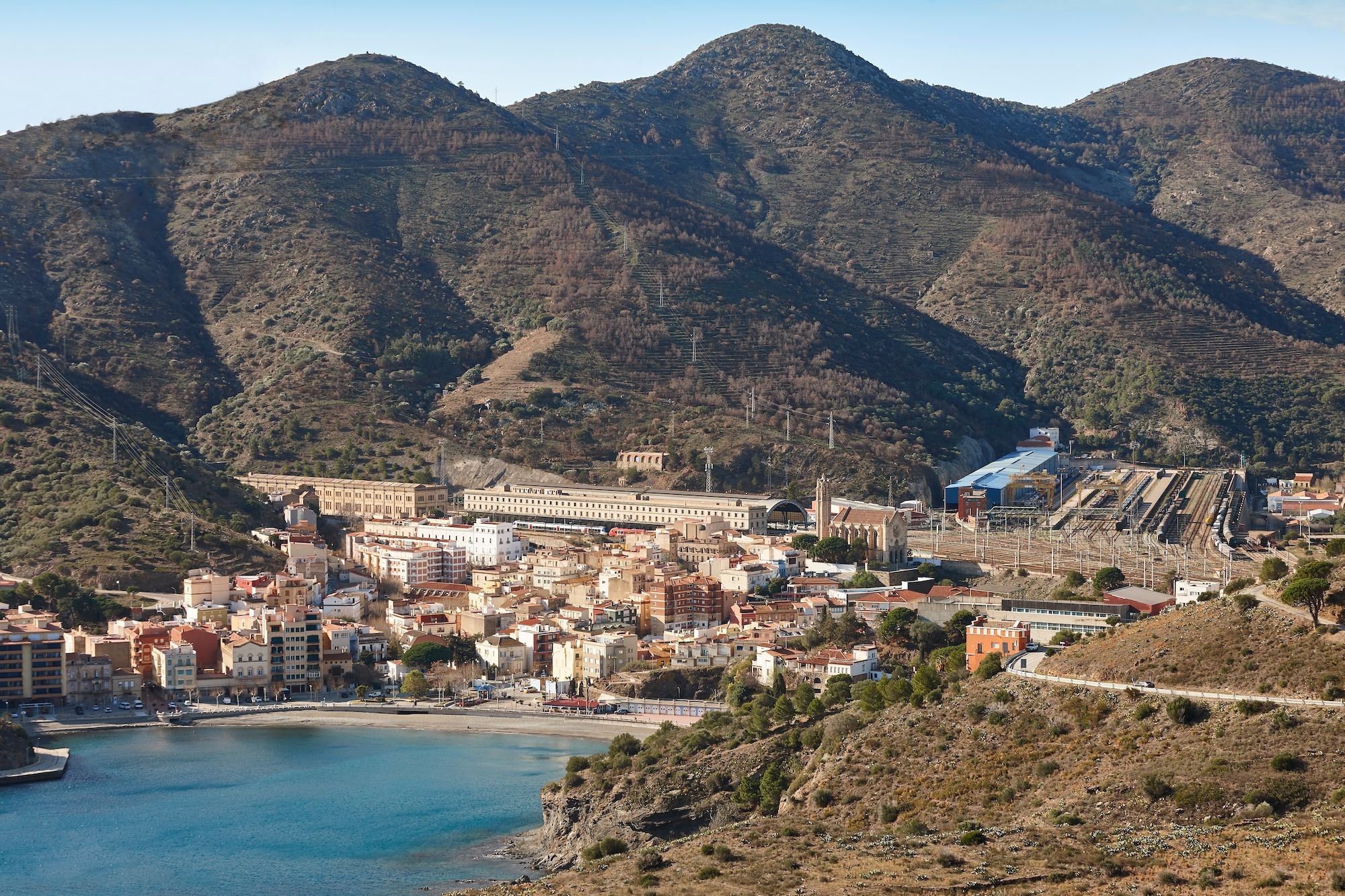 La cittadina di Portbou ©ABB Photo /Shutterstock