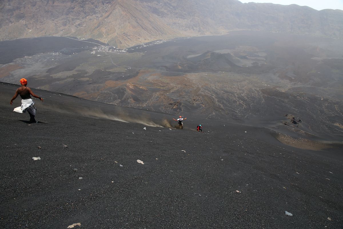 Sul vulcano Pico do Fogo; © Elena Ska/Shutterstock