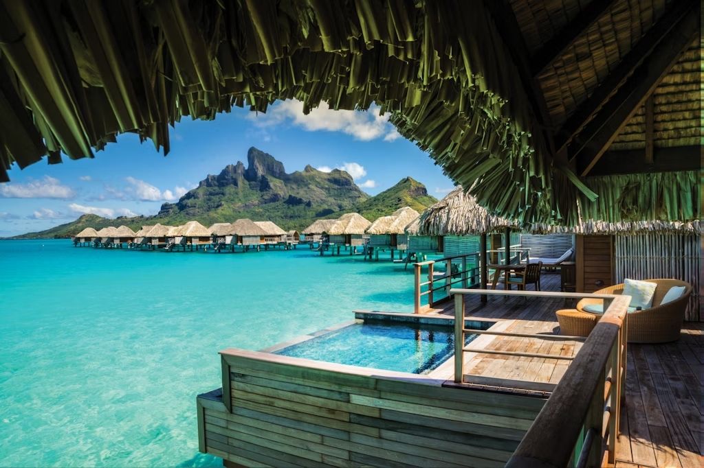 Al Four Seasons Bora Bora si affacciano direttamente sul mare. © Trey Ratcliff / Four Seasons Resort Bora Bora