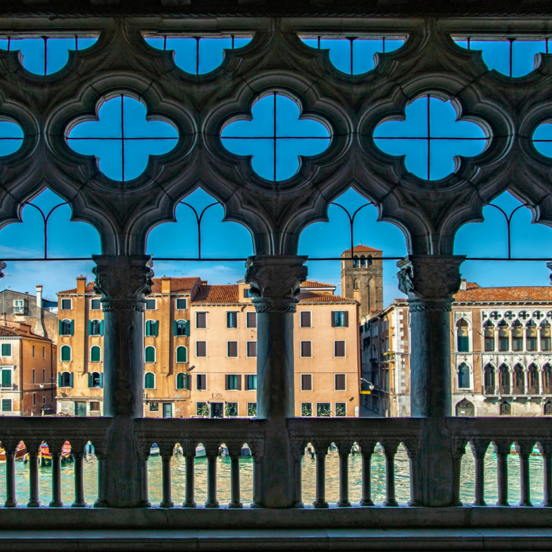 Veduta sui canali di venezia