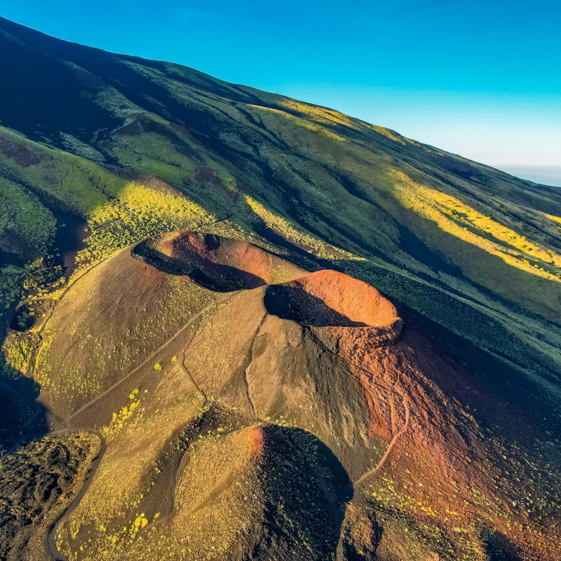 Il cratere dall’alto ©zedspider/ Shutterstock