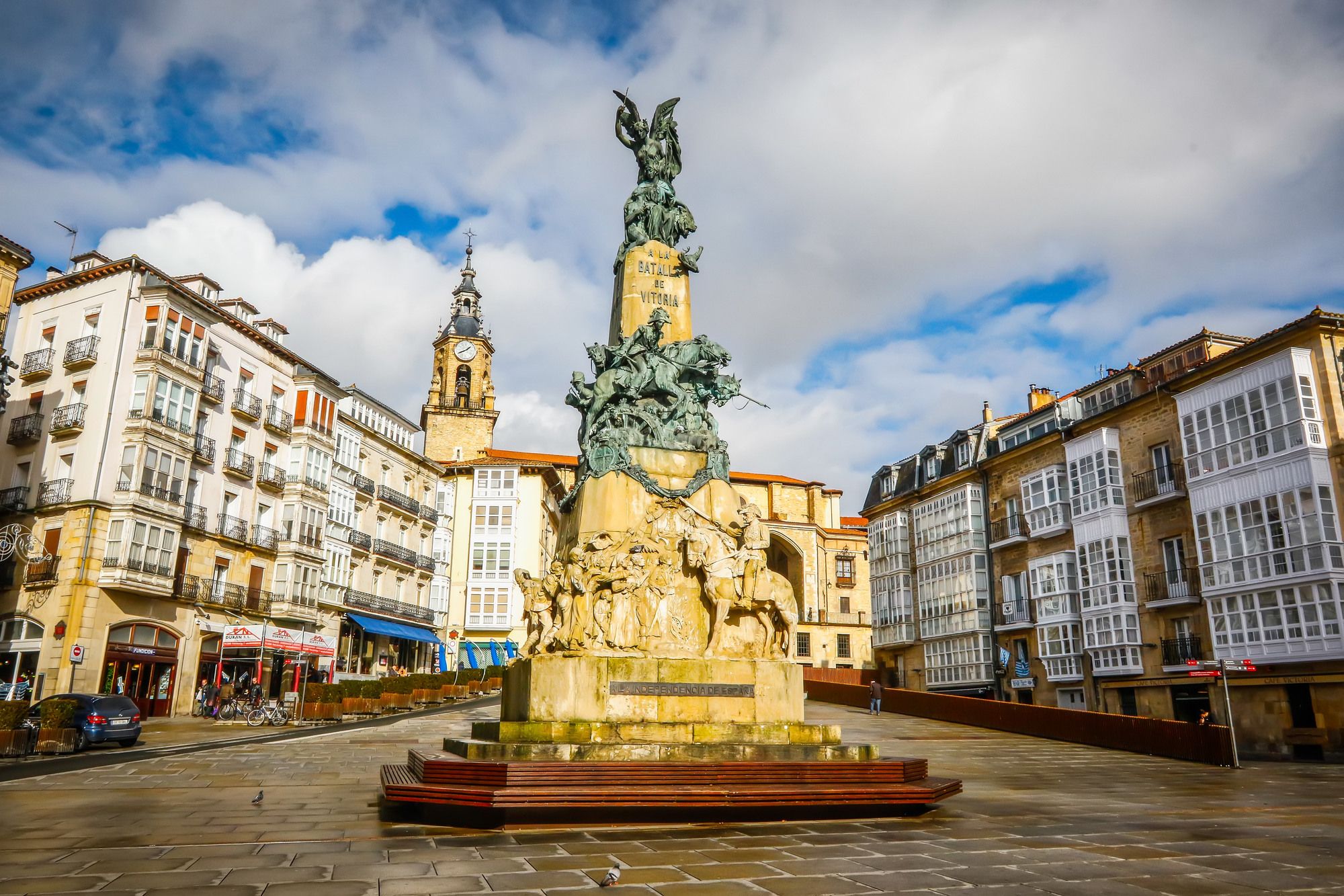 Plaza de la Virgen Blanca a Vitoria-Gastelz, Paesi Baschi ©Ververidis Vasilis/Shutterstock