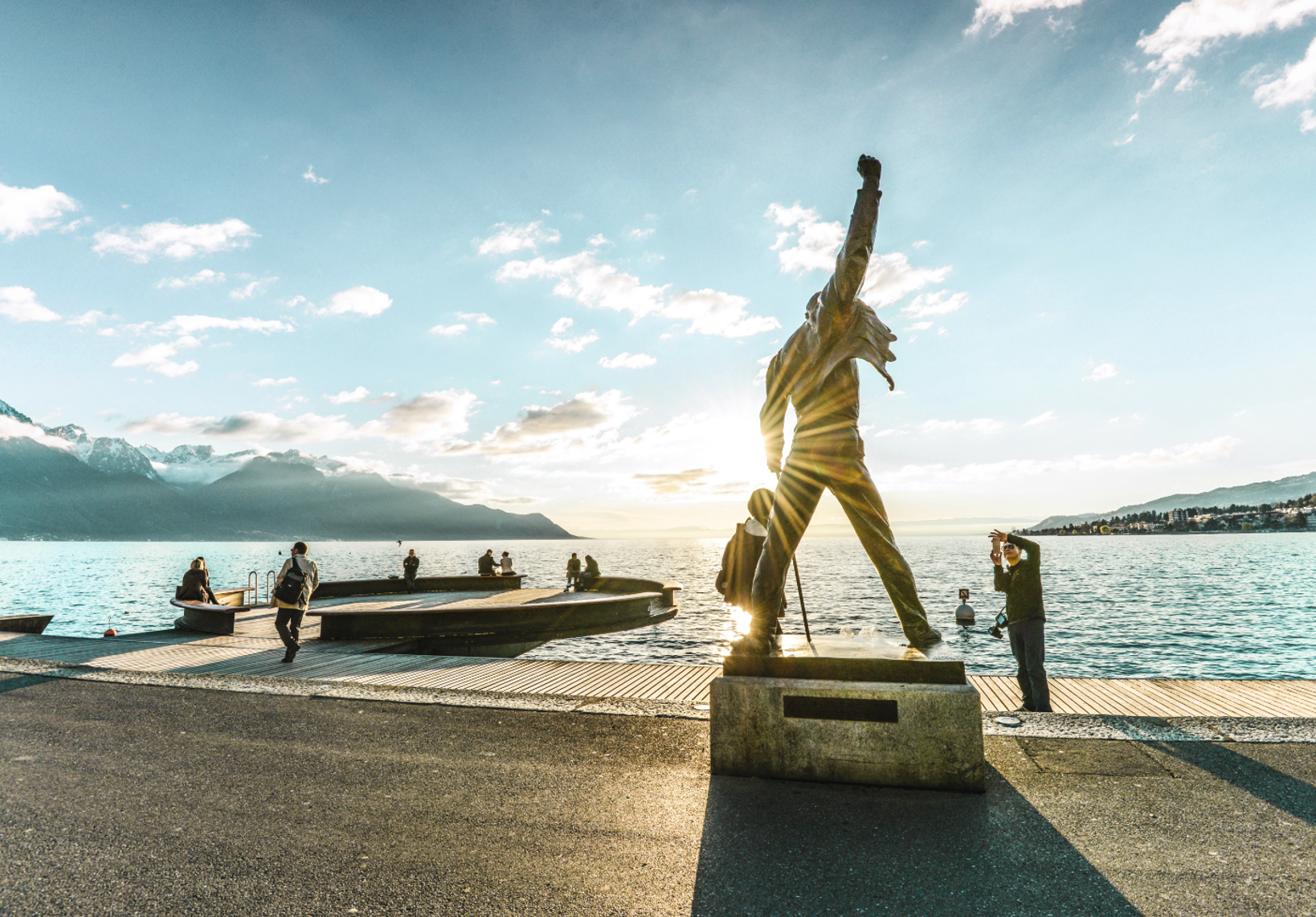 La celebre statua di Freddie Mercury a Montreux. Credits Swiss Travel System AG / Maude Rion