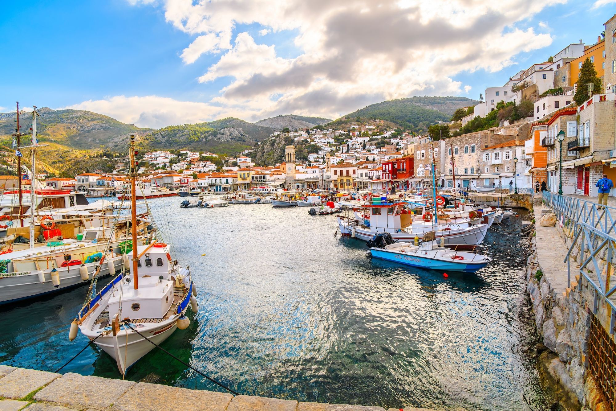 Il porto di Idra © Kirk Fisher/Shutterstock