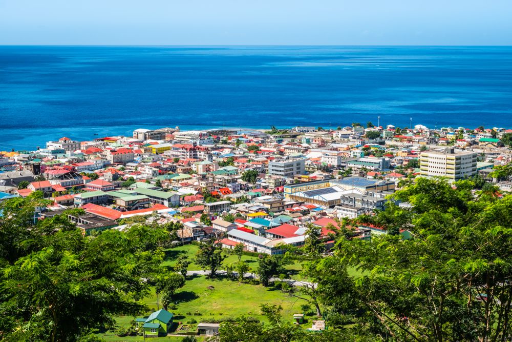 Panorama di Roseau. Credits NAPA / Shutterstock