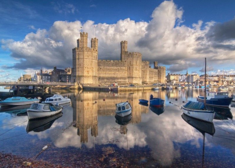 Caernarfon Castle è una delle mete turistiche più popolari del Galles © PayPal / Getty Images