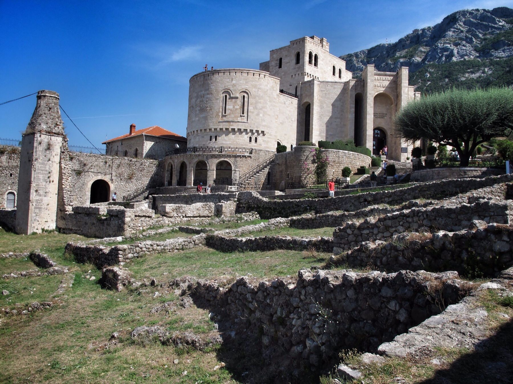 Il Castello di Krujë ©Larissa Olenicoff/Lonely Planet