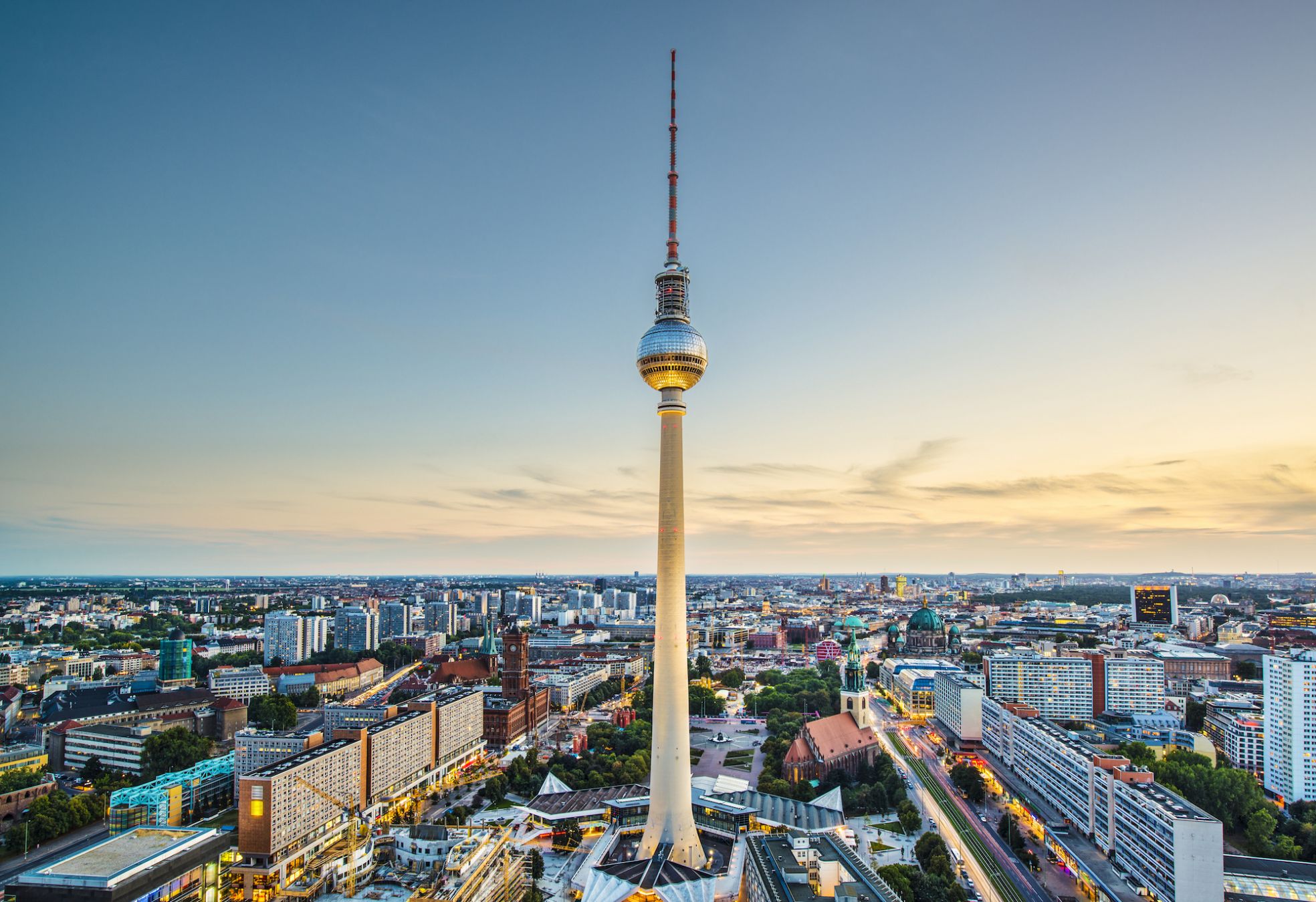 La famosa torre televisiva ad Alexanderplatz ©Sean Pavone/Shutterstock