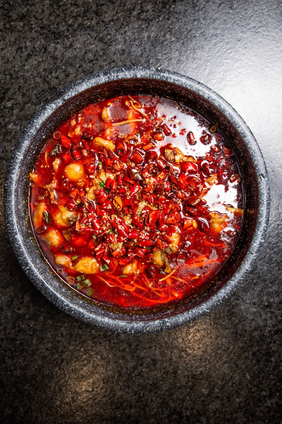 L'hotpot di Chongqing, piccante e profumato; © BrittanyD/Shutterstock