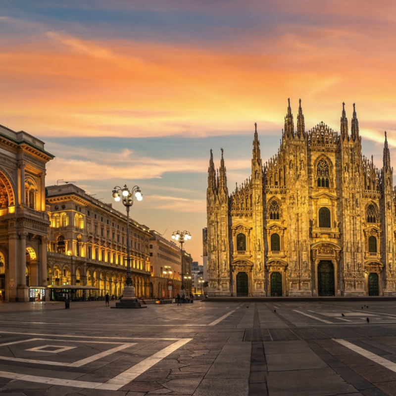 Milano, Piazza del Duomo. Credits Zevana / Shutterstock