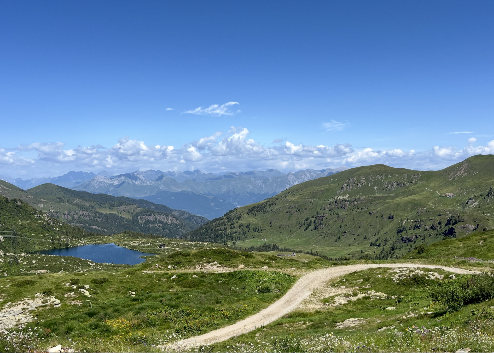 I paesaggi dell’alta Valle Trompia  ©Giulia Grimaldi/Lonely Planet