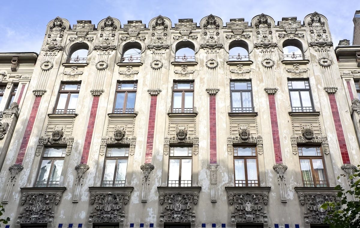 L’edificio in stile Art Nouveau di Mikhail Eisenstein al numero 2a di Alberta Iela. philip100/Getty Images