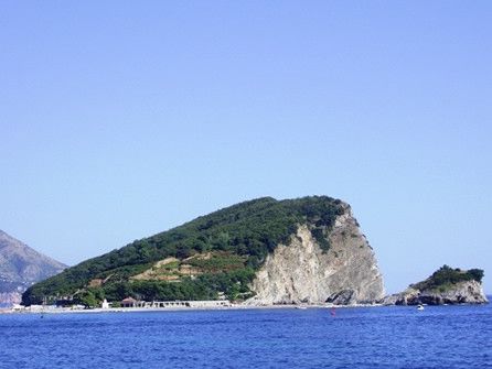Davanti a Budva © Fotografia di Laura Contu