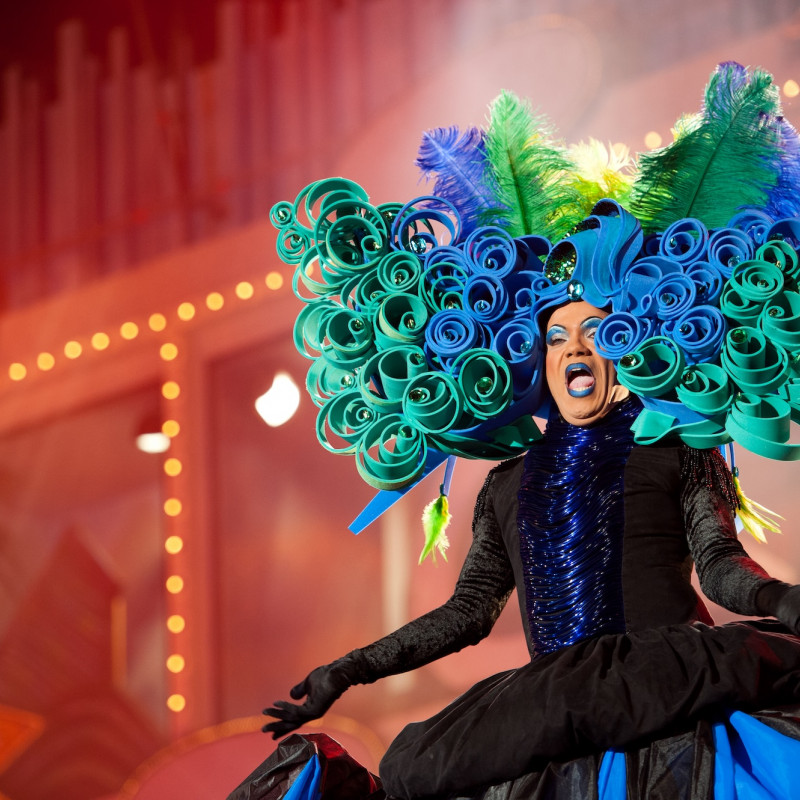 Un drag show è una forma d’arte che sfida la società © criben / Shutterstock